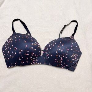 Victoria's Secret Navy and Pink Patterned Bra
